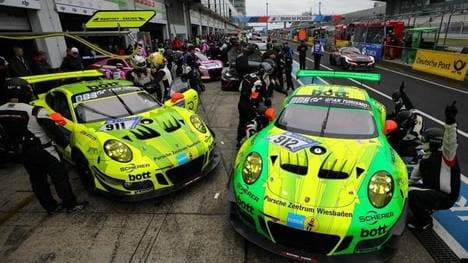 Auch 2019 werden zwei 911er in der Box von Manthey stehen