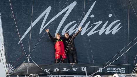 Boris Herrmann (r.) und Will Harris (l.) auf der Malizia