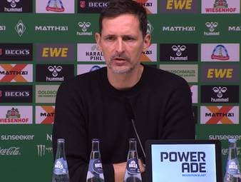 Dino Toppmöller scheint bei Eintracht Frankfurt angezählt. Auf der Pressekonferenz nach dem Freitagabendspiel gegen Bremen muss er nun zum vermeintlich mangelnden Vertrauen der Klub-Bosse Stellung beziehen.