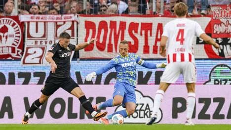 Die Szene vor dem Ausgleich sorgt für Aufregung