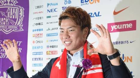 FBL-JPN-ARSENAL-ASANO