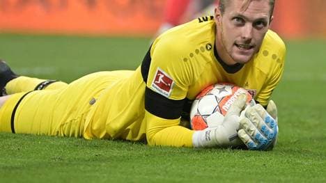 VfB-Torwart Müller kehrte erst am Dienstag ins Training zurück