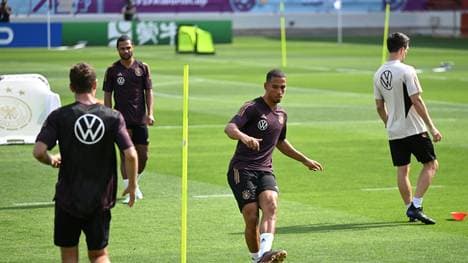 Die DFB-Stars werden mit Frauen aus Katar trainieren