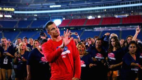 Rob Gronkowski Hosts Women's Football Clinic
