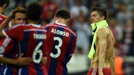 Robert Lewandowski (r.) wechselte vor der Saison vom BVB nach München