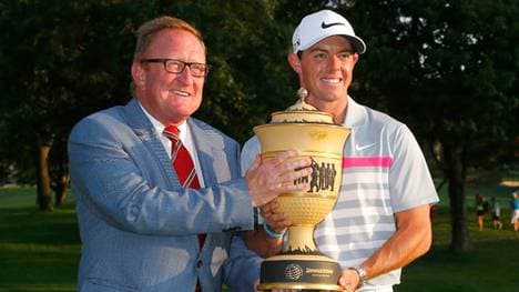 Richard Hills (l.) freut sich über das große Interesse