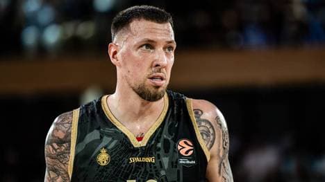 Daniel Theis verlässt Monaco nach turbulenten Monaten