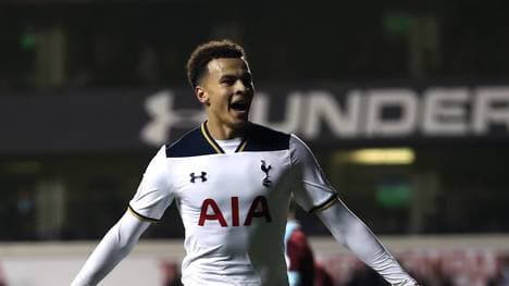 Tottenham Hotspur v Burnley - Premier League