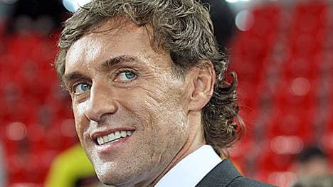 Thomas Doll bleibt Trainer bei Ferencvaros Budapest