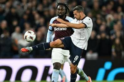 Villa schlägt Freiburg-Gegner 