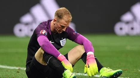 TOPSHOT-FBL-EURO-2016-MATCH44-ENG-ISL