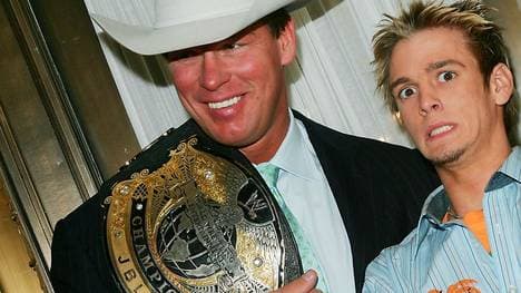 Früher Champ, heute Kommentator: John Bradshaw Layfield (l.) bei einem PR-Termin mit Sänger Aaron Carter