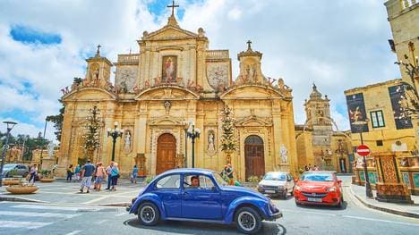 Wer nach Malta fährt, mietet sich gerne ein Auto, um die Insel zu erkunden