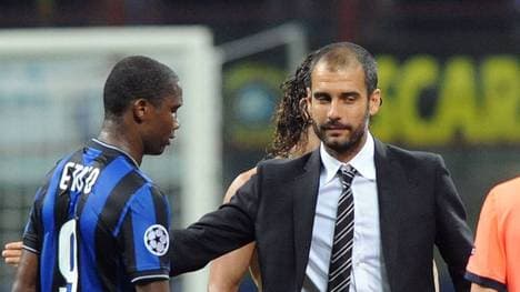 Samuel Eto'o (l.) war in seiner Karriere Gegner und Spieler von Pep Guardiola