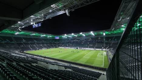 Leere Ränge während eines Bundesliga-Spieltags braucht es nach Einschätzung der DFL nicht, um der Corona-Pandemie entgegenzuwirken