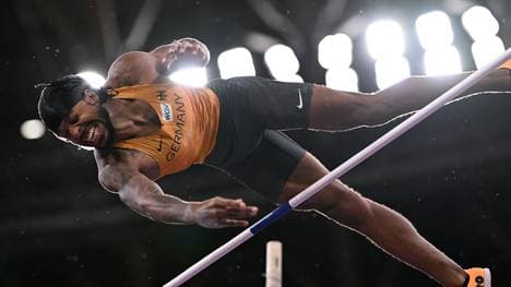 Drüber: Bo Kanda Lita Baehre