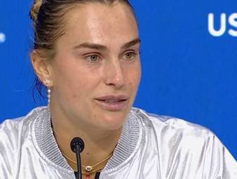 Aryna Sabalenka gewinnt in New York den Titel bei den US Open. Als Titelverteidigerin äußert sie sich nach dem Match emotional über ihren erneuten Erfolg.