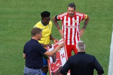 Awoniyi-Nachfolger trifft bei Abschiedsspiel