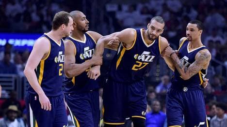 Utah Jazz v Los Angeles Clippers - Game One