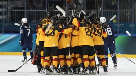 Die deutschen Eishockey-Frauen spielen gegen Italien und kämpfen um den Einzug ins Viertelfinale