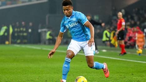 Nimmt die SSC (im Bild: David Neres) im Neapel Empoli Tipp weiter Schwung auf? 