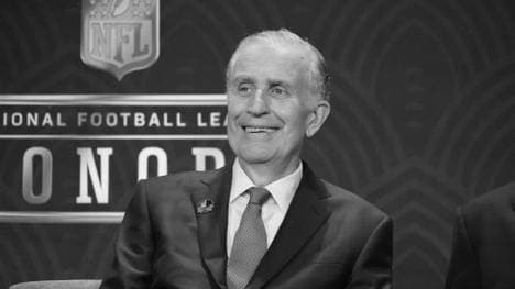Paul Tagliabue (1940-2025)