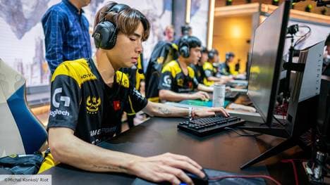 Coronawitze werden in Vietnamesischen Liga hart bestraft...