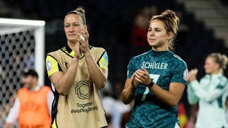 Almuth Schult (l.) wird zum dritten Mal Mutter