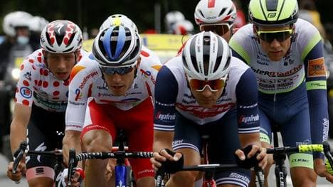 Jonas Koch (r.) ist bei der Tour de France ausgestiegen