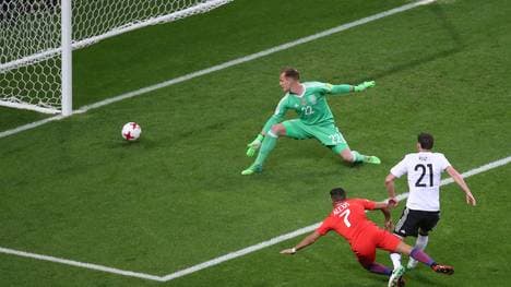 FBL-CONFED-CUP-MATCH07-GER-CHI