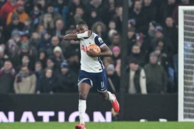 Tel trifft akrobatisch bei Pokal-Aus