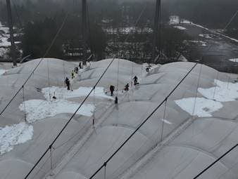 Der Hamburger SV kann am Wochenende sein Bundesligaspiel ausrichten. Doch wie steht es um das Dach des Volksparkstadions, das zur Spielabsage unter der Woche führte?