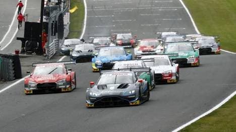 Aston-Martin-Pilot Paul di Resta katapultiert sich in Brands Hatch an die Spitze