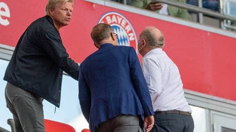 Ex-Bayern-Boss Oliver Kahn (l.) wehrt sich gegen geäußerte Kritik