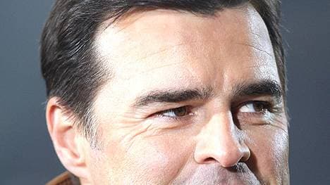 Thomas Berthold feierte 1990 den Gewinn der Fußball-Weltmeisterschaft