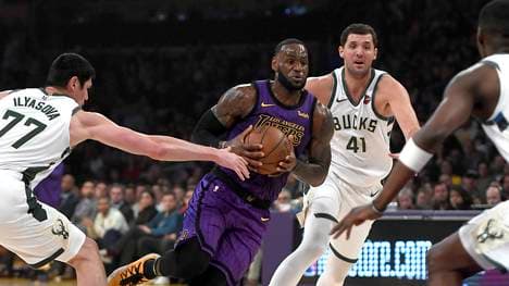 LeBron James machte zwar 31 Punkte, dennoch setzten sich die Milwaukee Bucks gegen die Lakers durch