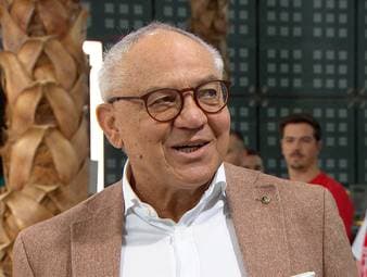 Trainer-Legende Felix Magath lässt nach dem letzten Bundesliga-Spieltag vor Weihnachten Revue passieren. Dabei blickt er auf einen Tipp zurück, bei dem er sich besonders weit aus dem Fenster gelehnt hatte. 