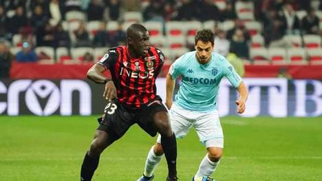 Malang Sarr (l.) steht noch bis zum Saisonende bei OGC Nizza unter Vertrag