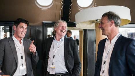 Erich Rutemöller (M.) wurde durch seine legendäre Anweisung "Mach et, Otze" berühmt