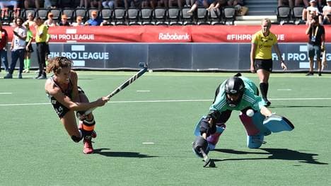 Hockey ist seit 1908 olympisch - SPORT1 erklärt die Regeln