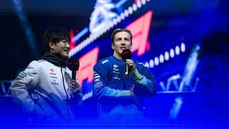 Yuki Tsunoda (l.) ersetzt Liam Lawson