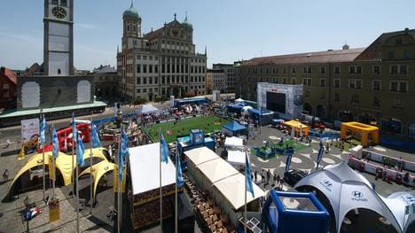 Der Rathausplatz in Augsburg
