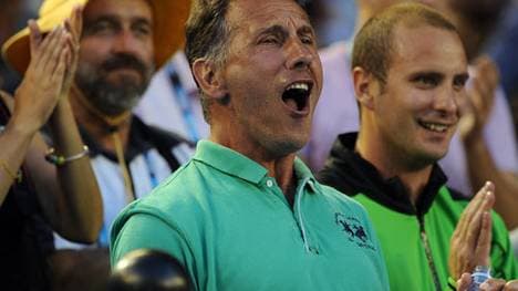 Zoran Petkovic (m.) wird neuer Trainer von Tochter Andrea