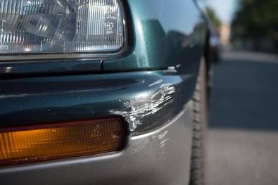 Parkplatz-Unfall: Wer trägt die Schuld?