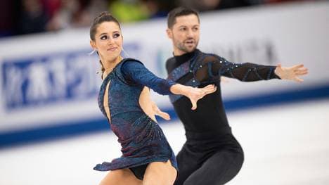 Fear (L.) und Gibson überzeugen in Oberstdorf