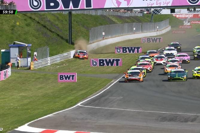 "Schon vor der ersten Kurve knallt es"