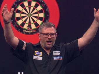 Ein unfassbares erstes Viertelfinal-Spiel zwischen Josh Rock und James Wade. Es sah fast so aus, als würde Rock gegen Wade gewinnen, jedoch zeigte James Wade warum er seit vielen Jahren ein Profi in diesem Sport ist und gewann zum Schluss. 