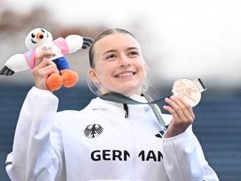 Wer wird Sportler des Monats November?