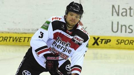 Douglas Murray wurde für einen Ellbogencheck gesperrt