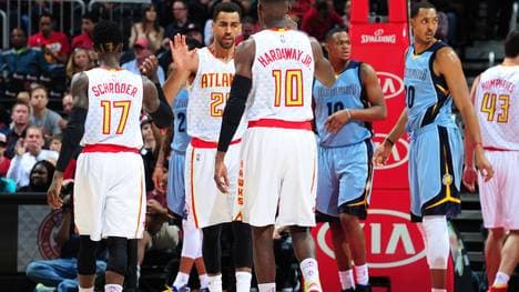 Dennis Schröder (l.) durfte nur drei Minuten spielen